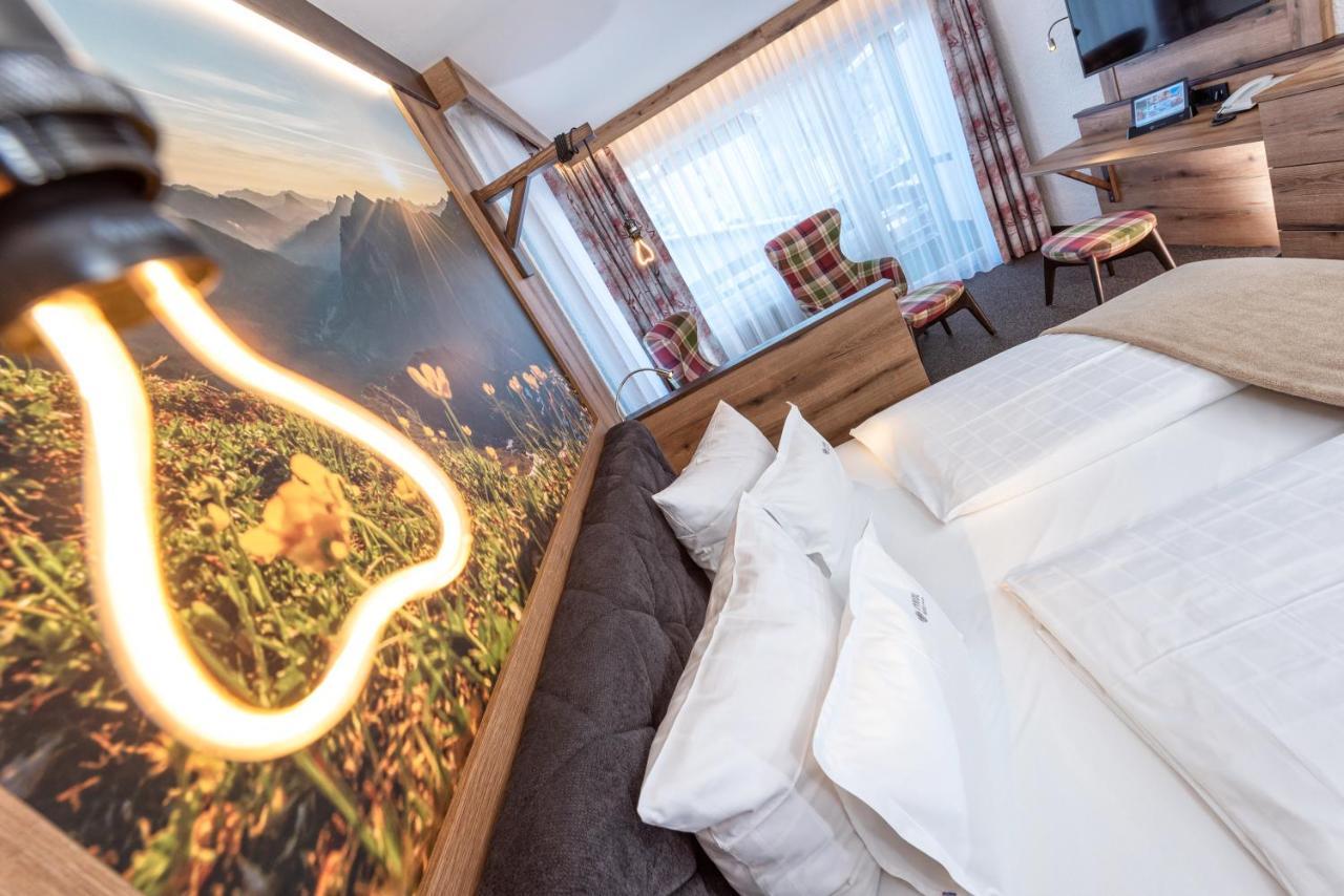 Hotel Tyrol - Partnerbetrieb Von Oberstaufen Plus Exterior photo